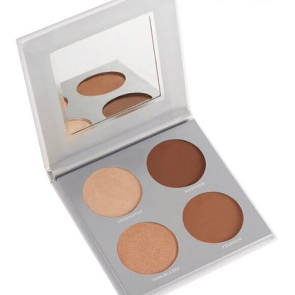 NEW Pur highlight and contour palette - Picture 3 of 7